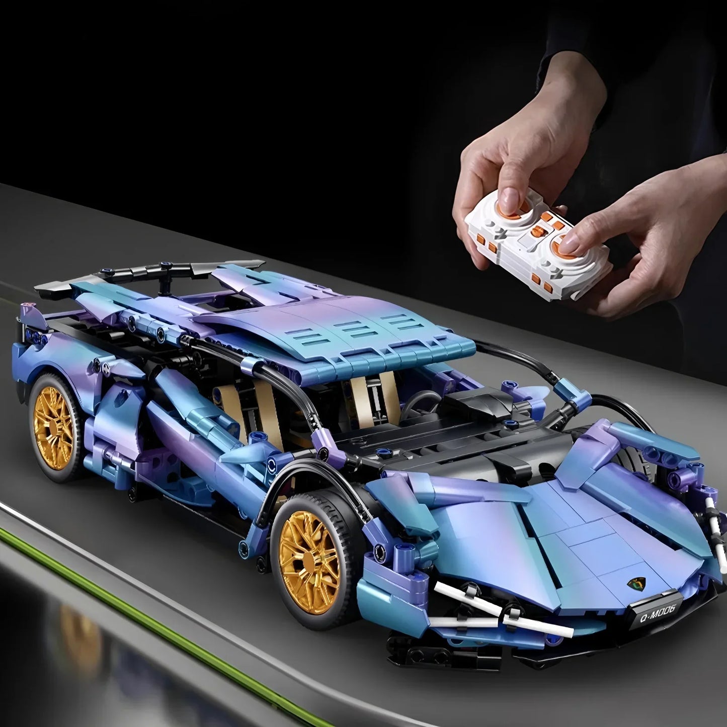 Gradient Prism - 1000pc DIY RC Sports Car Building Set